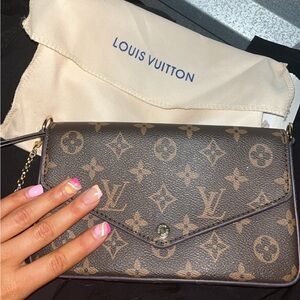 Louis Vuitton Gold Chain bag
